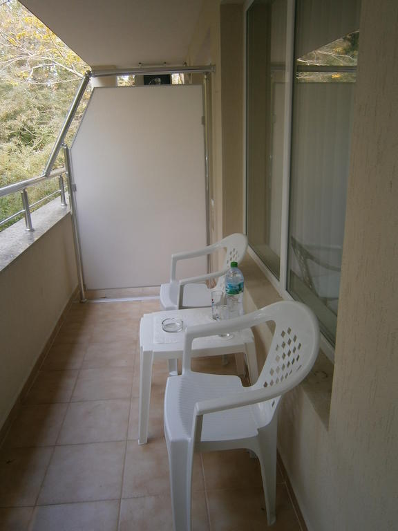 Ariana Hotel Kiten  Habitación foto